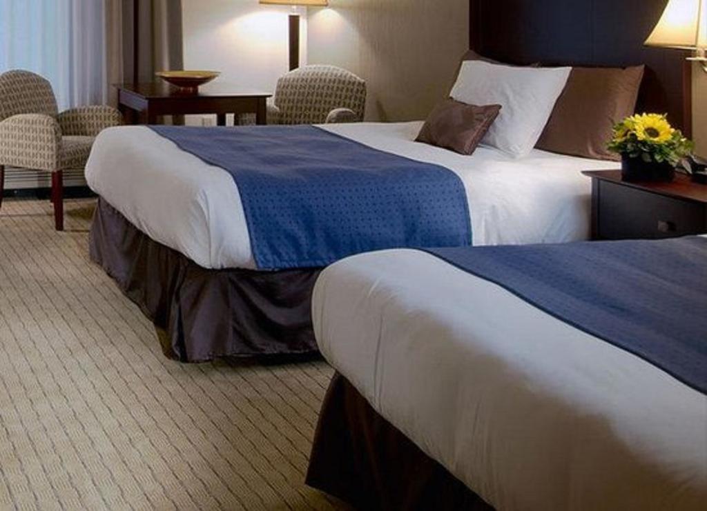 Nichols Village Hotel And Spa Clarks Summit Buitenkant foto