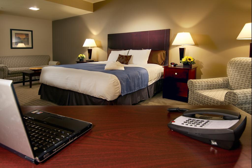 Nichols Village Hotel And Spa Clarks Summit Buitenkant foto