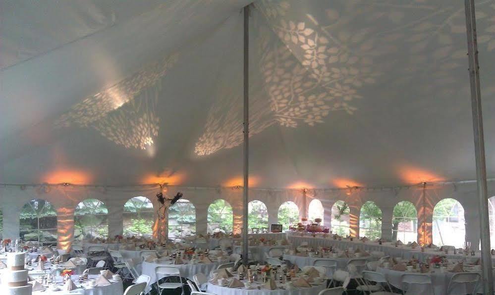 Nichols Village Hotel And Spa Clarks Summit Buitenkant foto